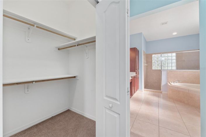 Image No.37-5 Bed House for sale