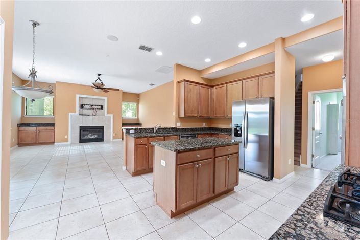 Image No.43-5 Bed House for sale