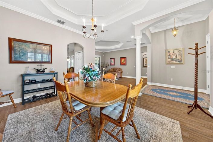 Image No.12-5 Bed House for sale