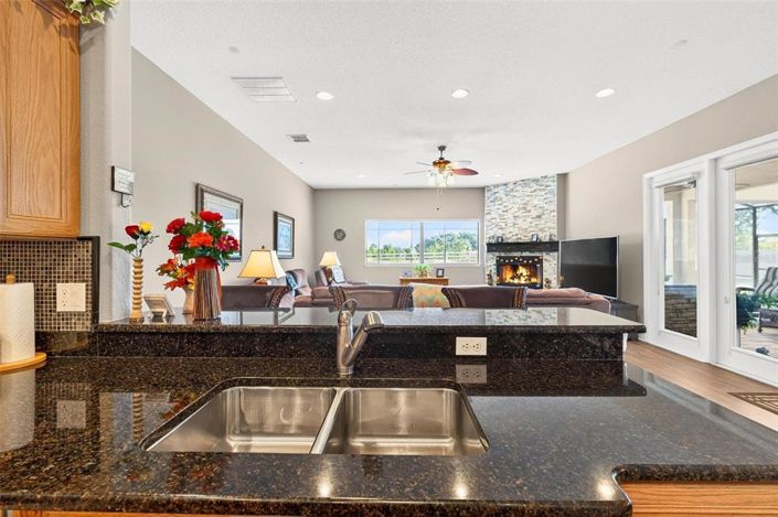 Image No.36-5 Bed House for sale