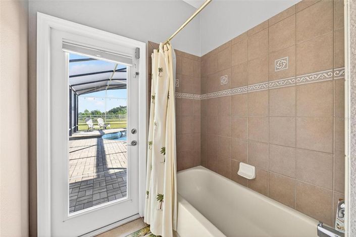 Image No.56-5 Bed House for sale