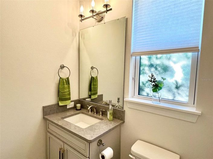 Image No.22-2 Bed House for sale