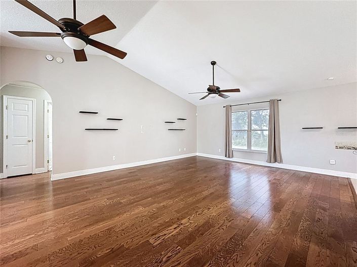 Image No.16-3 Bed House for sale