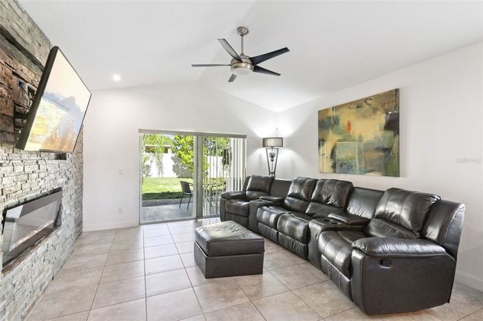 Image No.11-Maison de 4 chambres à vendre à Saint John