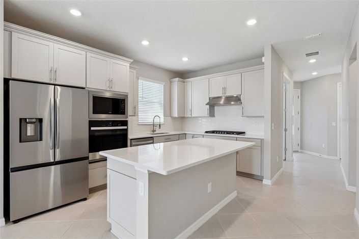 Image No.11-3 Bed House for sale