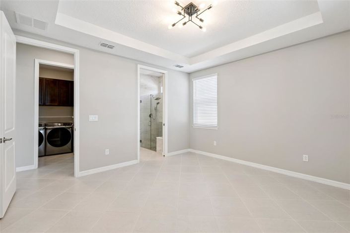 Image No.19-3 Bed House for sale