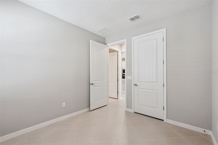 Image No.24-3 Bed House for sale