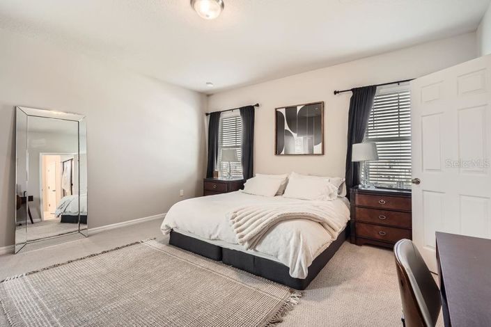 Image No.18-5 Bed House for sale