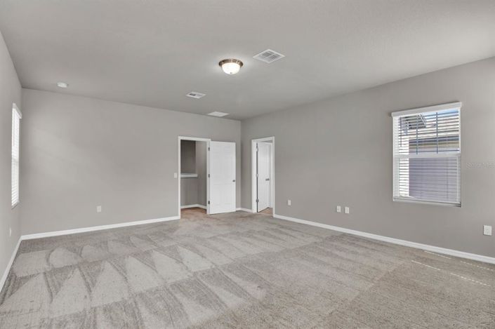 Image No.11-3 Bed House for sale