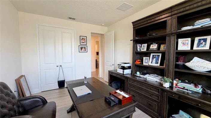 Image No.15-4 Bed House for sale