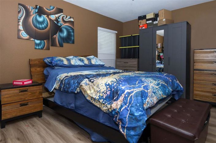 Image No.12-3 Bed House for sale