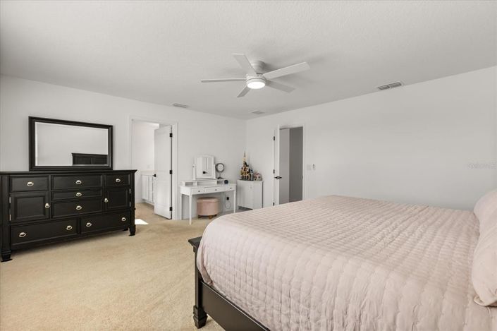 Image No.18-4 Bed House for sale