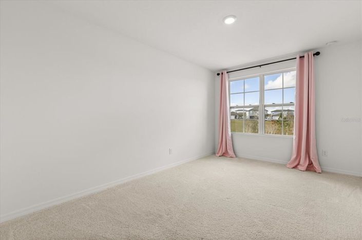 Image No.26-4 Bed House for sale