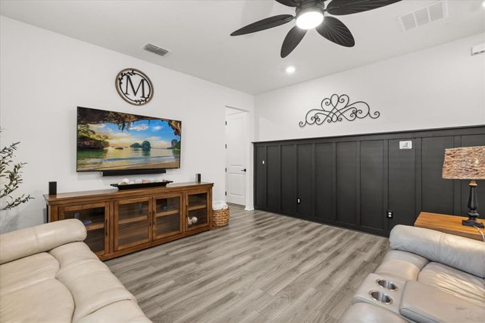 Image No.6-4 Bed House for sale