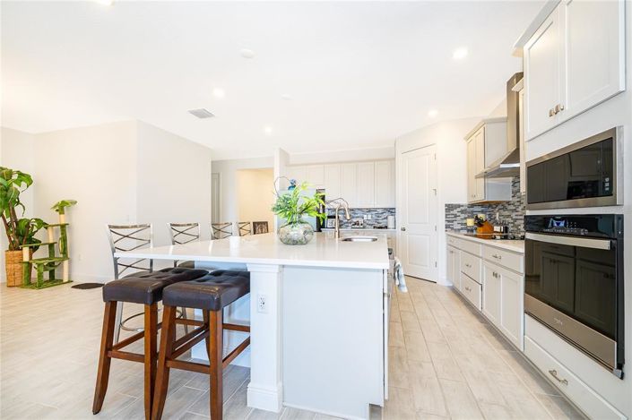 Image No.10-4 Bed House for sale