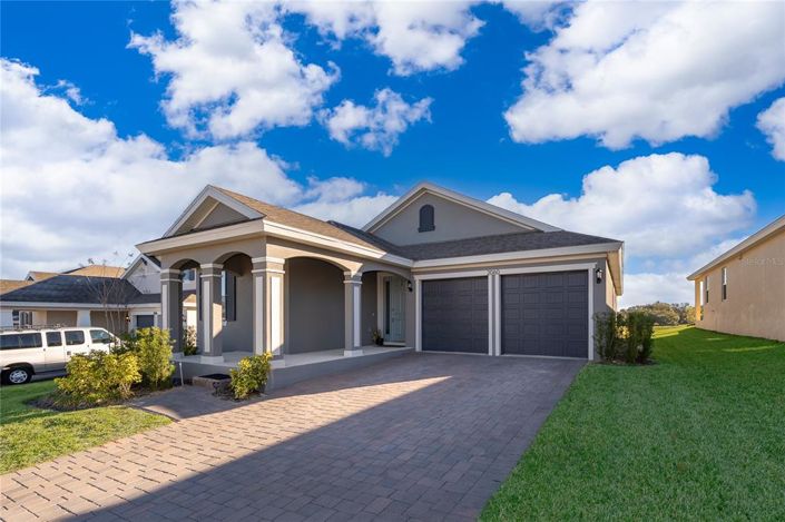 Image No.2-4 Bed House for sale