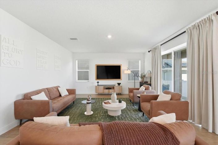 Image No.18-4 Bed House for sale