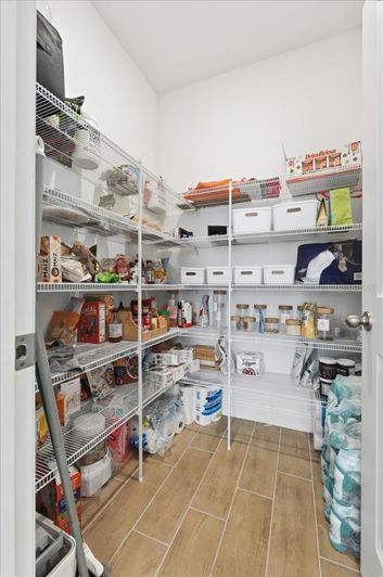 Image No.25-4 Bed House for sale