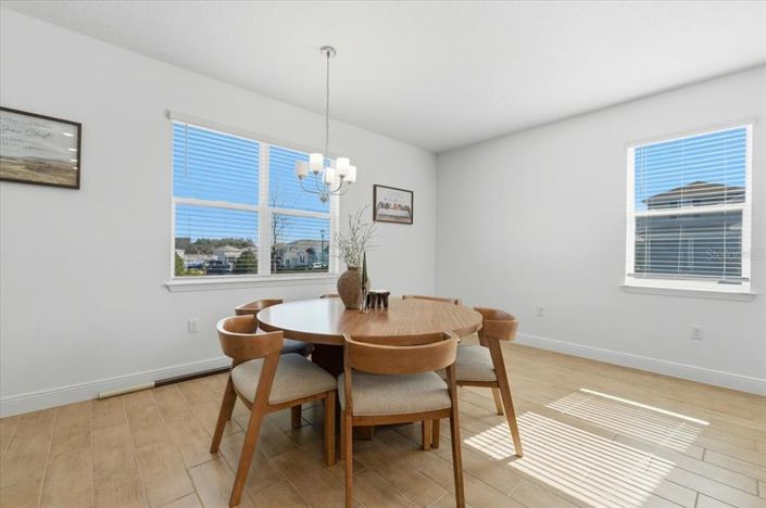 Image No.27-4 Bed House for sale