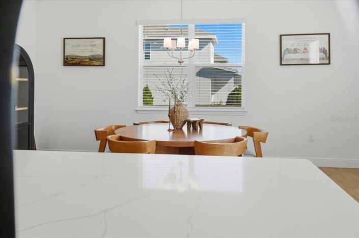 Image No.28-4 Bed House for sale