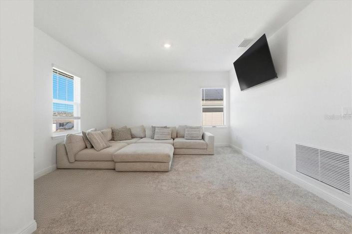 Image No.30-4 Bed House for sale