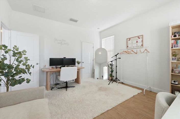 Image No.56-4 Bed House for sale