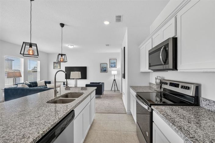 Image No.18-4 Bed House for sale