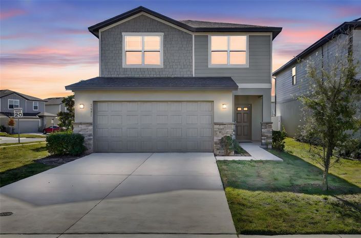 Image No.2-4 Bed House for sale