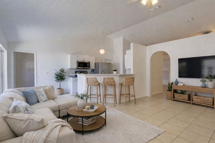 Image No.15-4 Bed House for sale