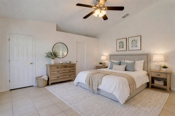 Image No.18-4 Bed House for sale