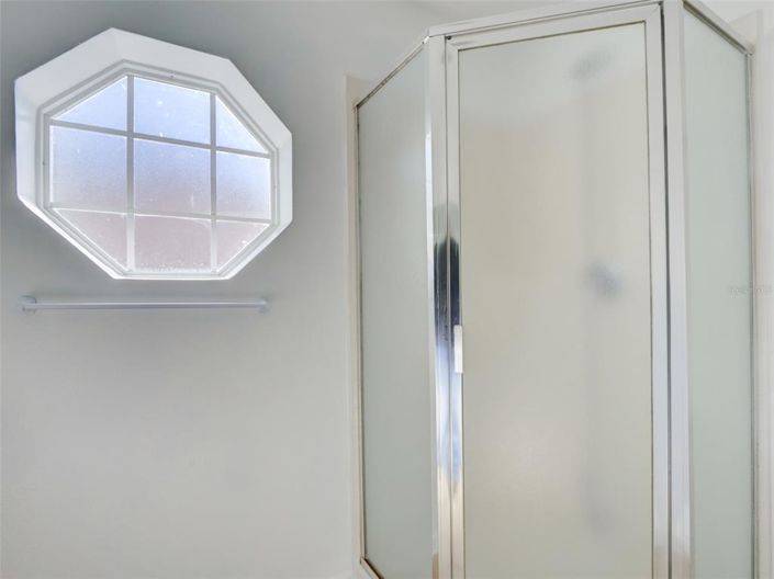 Image No.22-4 Bed House for sale