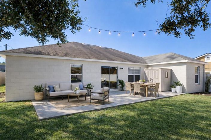 Image No.27-4 Bed House for sale