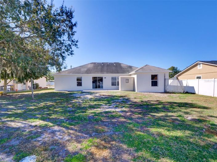 Image No.30-4 Bed House for sale