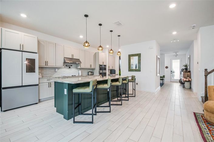 Image No.10-5 Bed House for sale