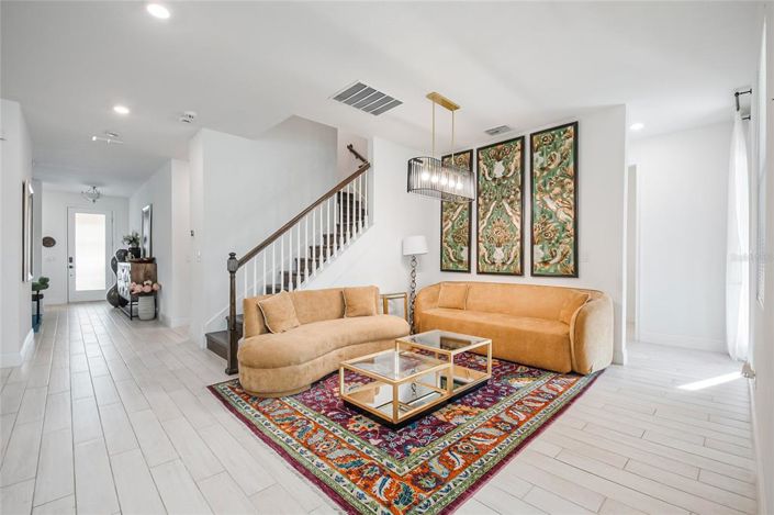 Image No.27-5 Bed House for sale