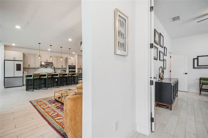 Image No.30-5 Bed House for sale