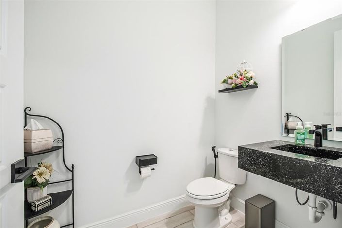 Image No.35-5 Bed House for sale