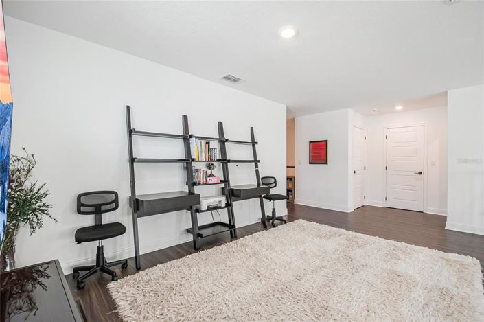 Image No.41-5 Bed House for sale