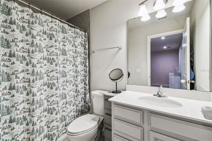 Image No.15-3 Bed Townhouse for sale