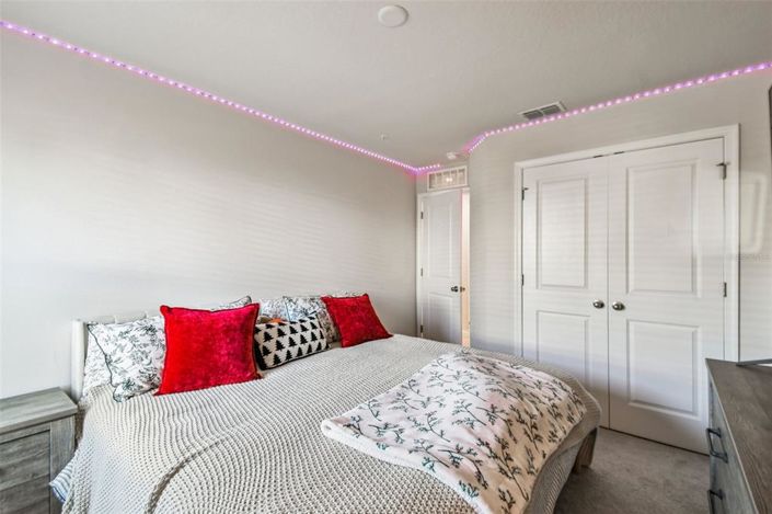 Image No.17-3 Bed Townhouse for sale