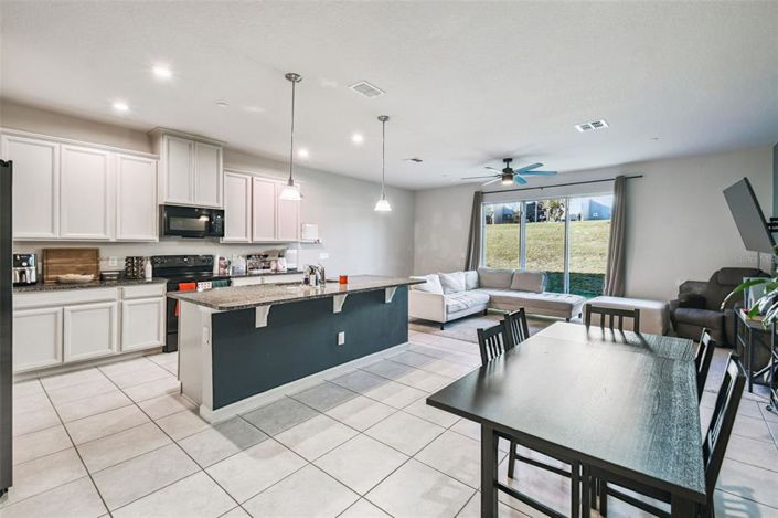 Image No.3-Maison de ville de 3 chambres à vendre à Saint John