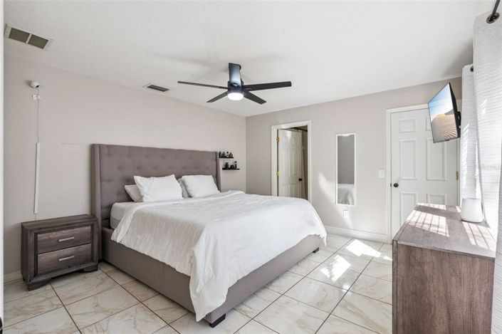 Image No.22-3 Bed House for sale