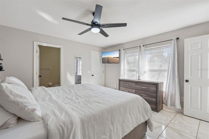 Image No.24-3 Bed House for sale