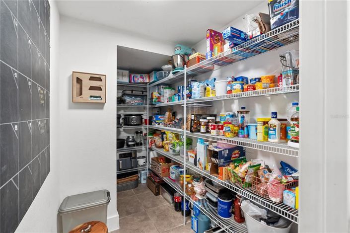 Image No.20-5 Bed House for sale