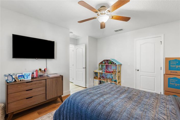 Image No.29-5 Bed House for sale