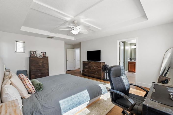 Image No.33-5 Bed House for sale