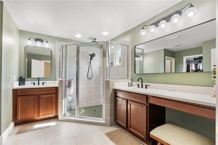 Image No.34-5 Bed House for sale