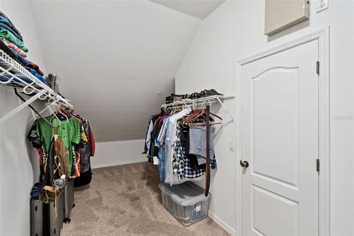 Image No.19-3 Bed Townhouse for sale