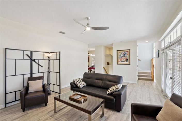 Image No.3-3 Bed Townhouse for sale