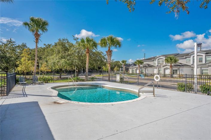 Image No.30-Maison de ville de 4 chambres à vendre à Saint John